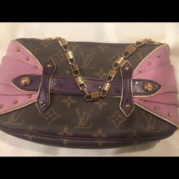 Louis Vuitton Les Extraordinaires Pochette - Picture 6 of 12